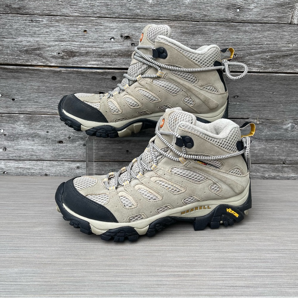 Merrell Women's Gray Hiking Boots